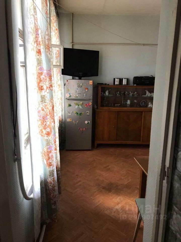 Продажа 3-комн квартиры на вторичном рынке Газовая улица, 7