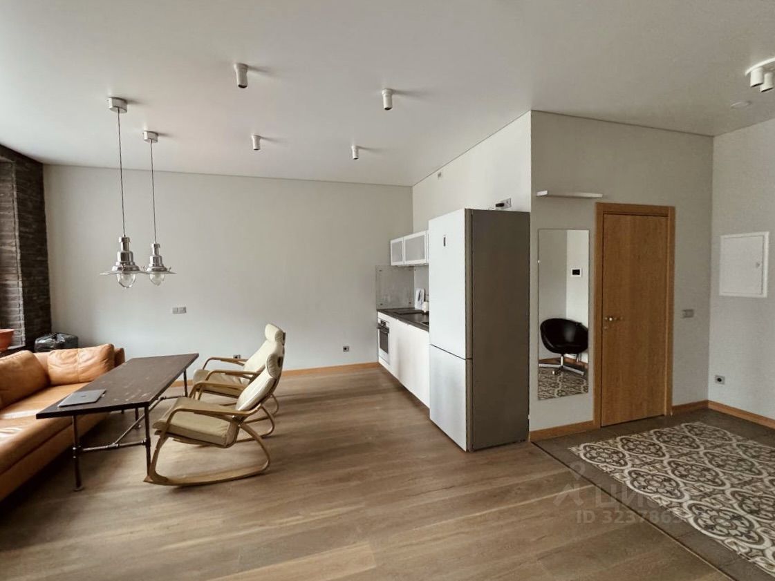 Продажа 1-комн квартиры на вторичном рынке Краснобогатырская улица, 90С2