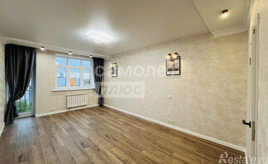 Продажа 1-комн квартиры на вторичном рынке улица Семёна Гордого,  д. 3