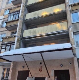 Продажа 2-комн квартиры на вторичном рынке Композиторов ул,  д. 5