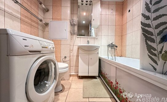 Аренда 2-комн квартиры на вторичном рынке Гражданская 3-я ул,  д. 6