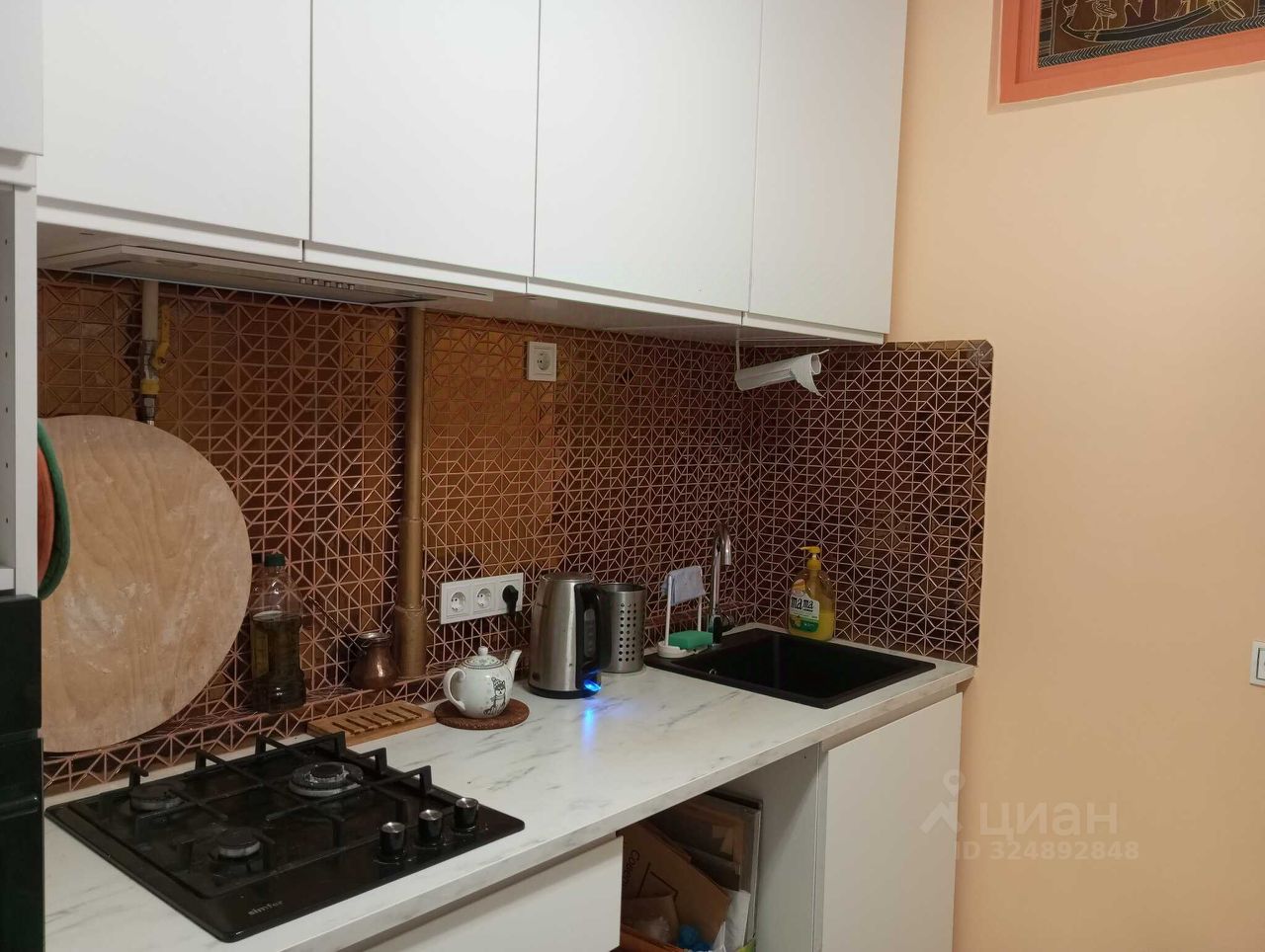 Продажа 2-комн квартиры на вторичном рынке улица Петра Романова, 5