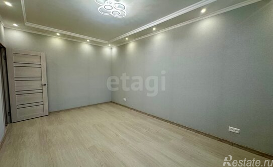 Продажа 2-комн квартиры на вторичном рынке Клин, Клинская улица,  д. 52 к1