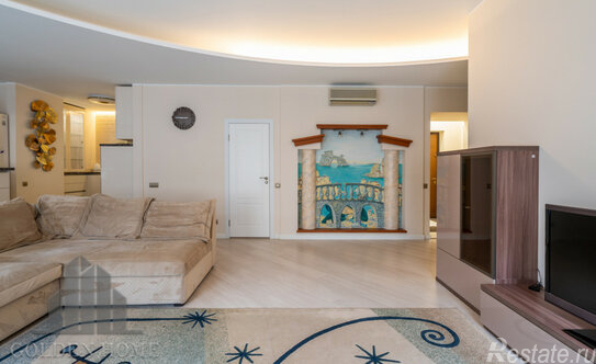 Продажа 4-комн квартиры на вторичном рынке улица Рылеева,  д. 10