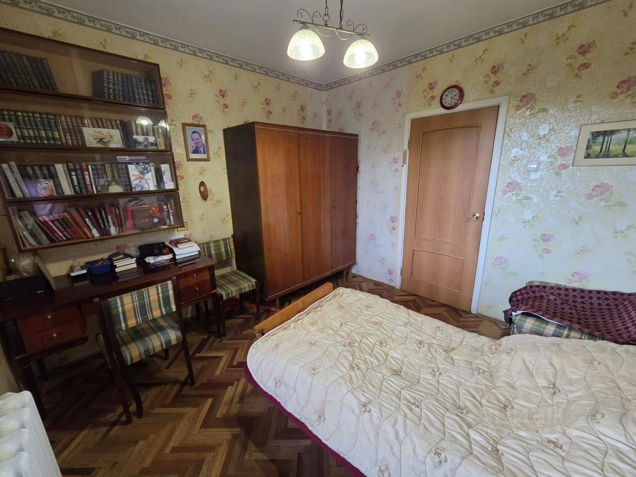Продажа 2-комн квартиры на вторичном рынке Комендантский проспект, 21К2