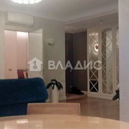 Продажа 3-комн квартиры на вторичном рынке Ольгино, улица Ляхова,  д. 5