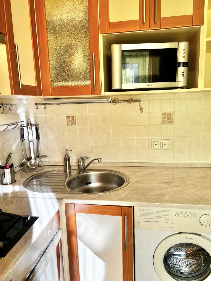 Продажа 2-комн квартиры на вторичном рынке проспект Мечникова, 7