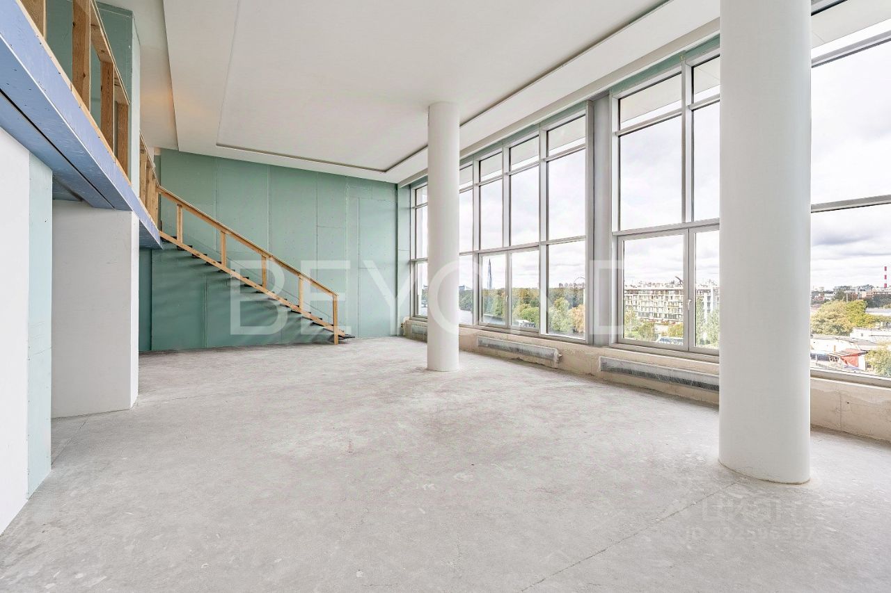 Продажа 3-комн квартиры на вторичном рынке Ждановская улица, 45