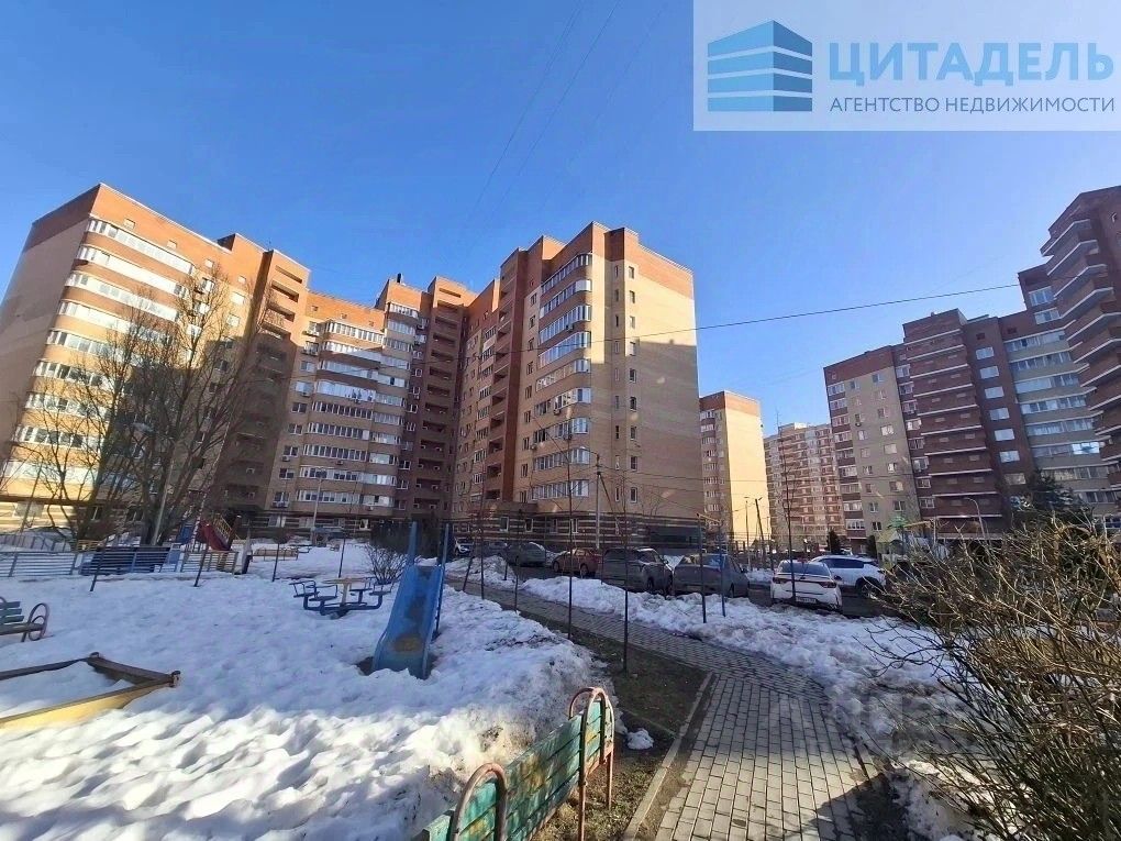 Продажа 3-комн квартиры на вторичном рынке Пронина мкр, Звенигород,  д. 7