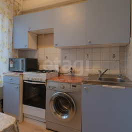 Продажа 2-комн квартиры на вторичном рынке Художников пр-кт,  д. 34/12