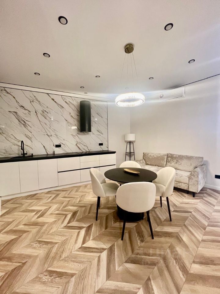 Продажа 2-комн квартиры на вторичном рынке Староалексеевская улица, 5А