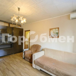 Продажа 2-комн квартиры на вторичном рынке улица Декабристов,  д. 4 к3