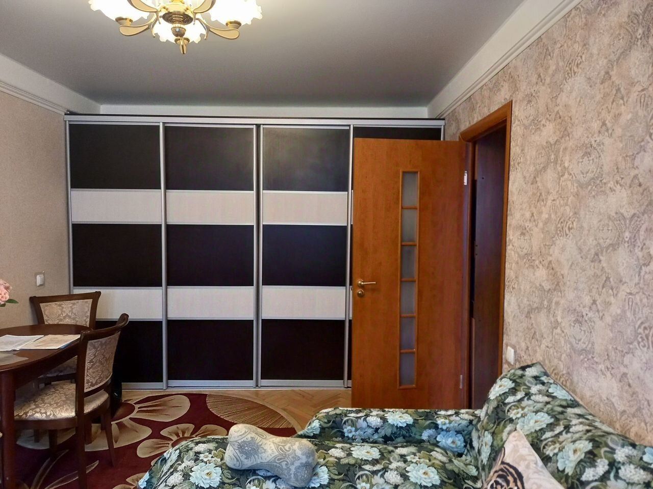 Продажа 2-комн квартиры на вторичном рынке улица Белы Куна, 15К2