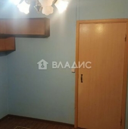 Продажа 3-комн квартиры на вторичном рынке Полимерная улица,  д. 3