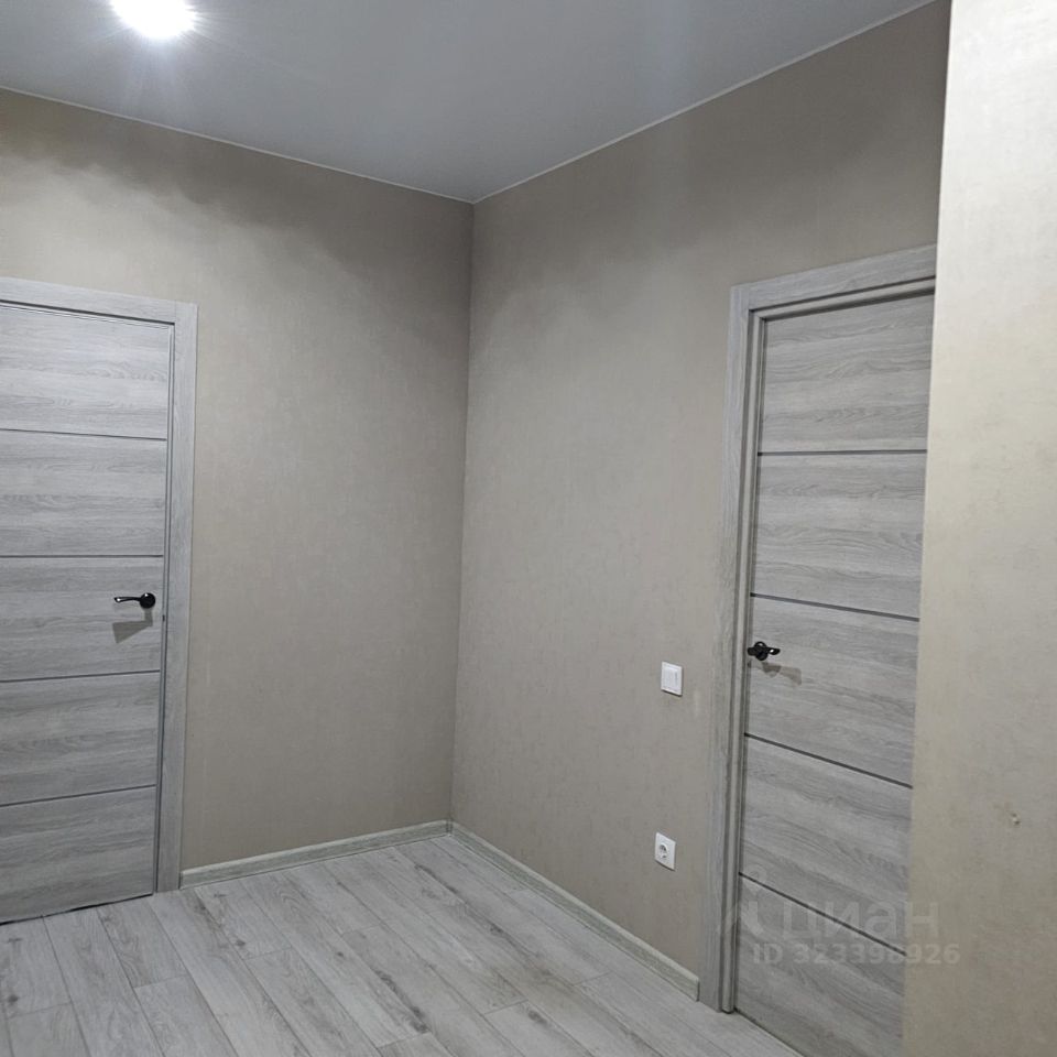 Продажа 3-комн квартиры на вторичном рынке Голубое пгт, проезд Сургутский, 1к3