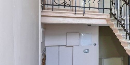 4-комн квартира 11-я Васильевского острова линия, 52