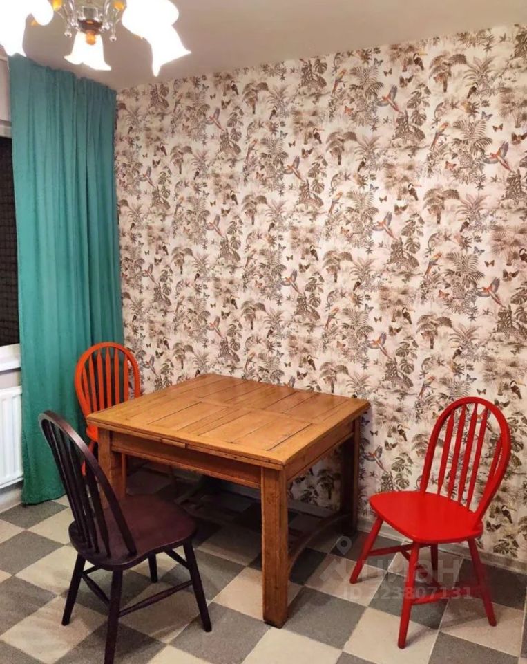 Аренда 3-комн квартиры на вторичном рынке улица Хошимина, 11к1