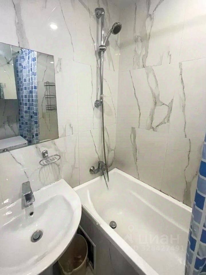 Продажа 1-комн квартиры на вторичном рынке Яхтенная улица, 31