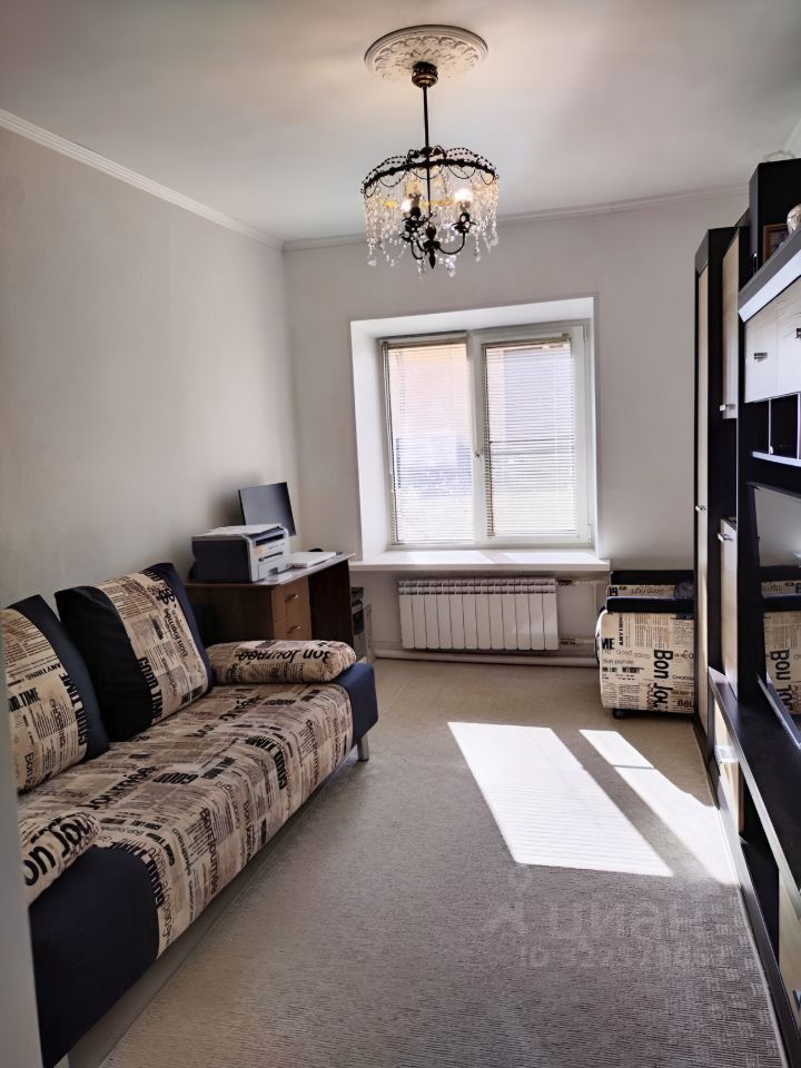 Продажа 2-комн квартиры на вторичном рынке Курляндская улица, 22-24