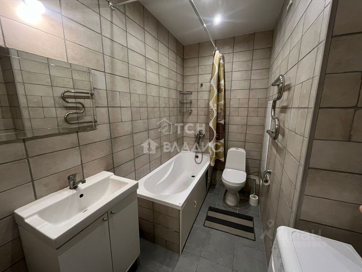 Продажа студии Свердловский пгт, улица Заречная, 13