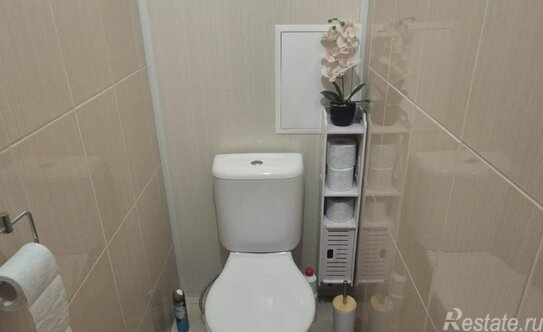 Продажа 2-комн квартиры на вторичном рынке Адмирала Черокова ул,  д. 18,  к. 1