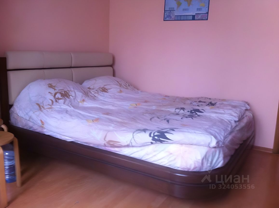 Продажа 2-комн квартиры на вторичном рынке Харьковская улица, 1К4