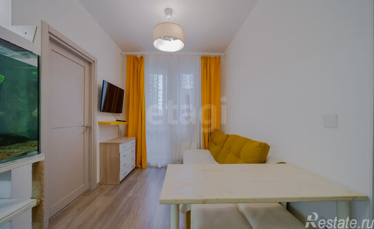 Продажа 2-комн квартиры на вторичном рынке Новогорелово, улица Современников,  д. 17 к1