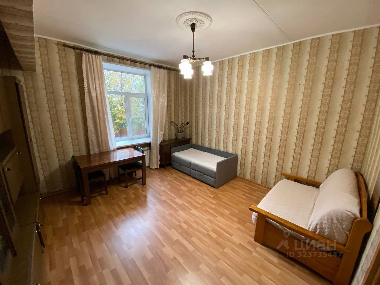 Продажа 2-комн квартиры на вторичном рынке Луховицкая улица, 1/55