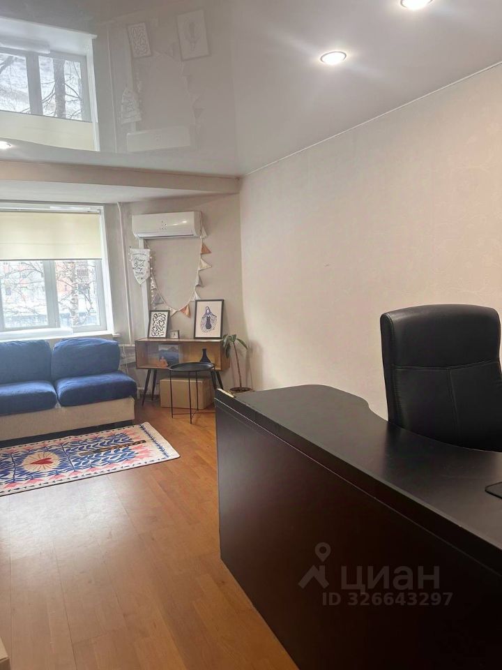 Продажа 2-комн квартиры на вторичном рынке Комендантский проспект, 39к1