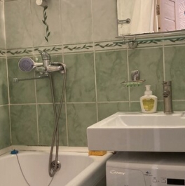Продажа 3-комн квартиры на вторичном рынке ул Грекова,  д. 4
