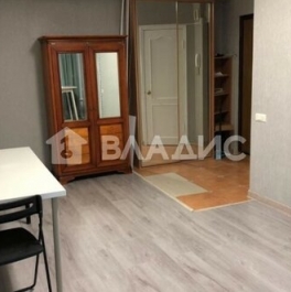 Продажа 2-комн квартиры на вторичном рынке Новодевичий проезд