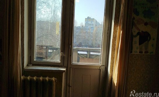 Продажа 2-комн квартиры на вторичном рынке Кириши, Волховская наб,  д. 36