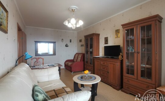 Продажа 2-комн квартиры на вторичном рынке Луга, пр-кт Урицкого,  д. 101