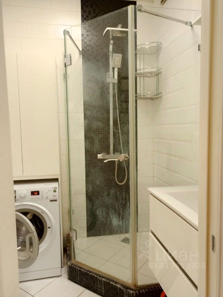 Продажа 2-комн квартиры на вторичном рынке Михневская улица, 8