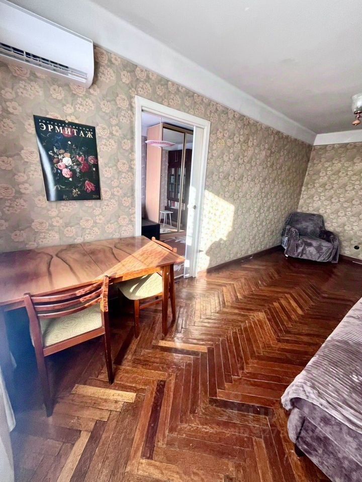 Продажа 2-комн квартиры на вторичном рынке Новосибирская улица, 11