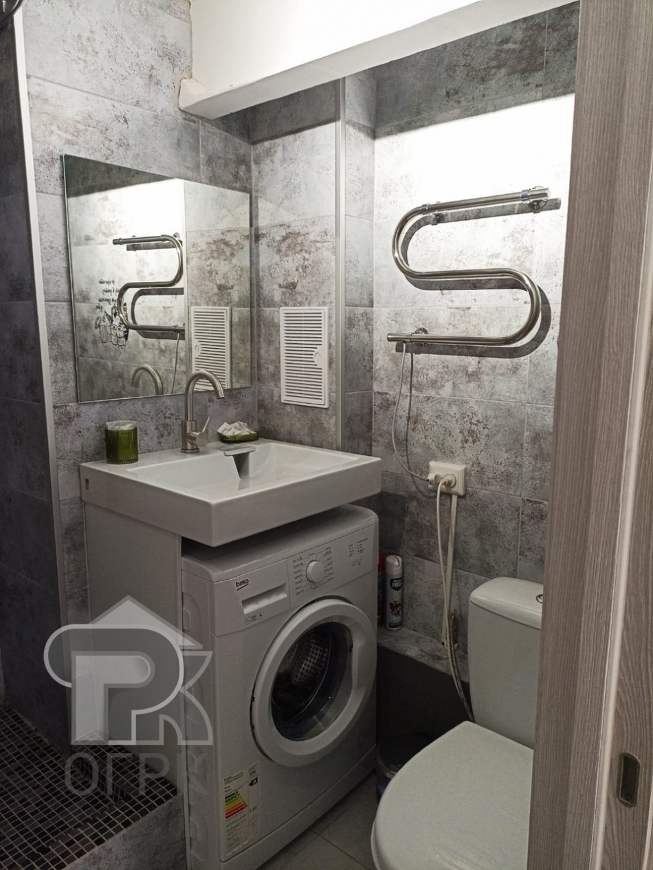 Продажа 1-комн квартиры на вторичном рынке Большая Серпуховская улица, 31к2