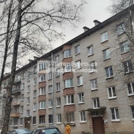 Продажа 2-комн квартиры на вторичном рынке Петергоф г, Разведчика б-р,  д. 16,  к. 3