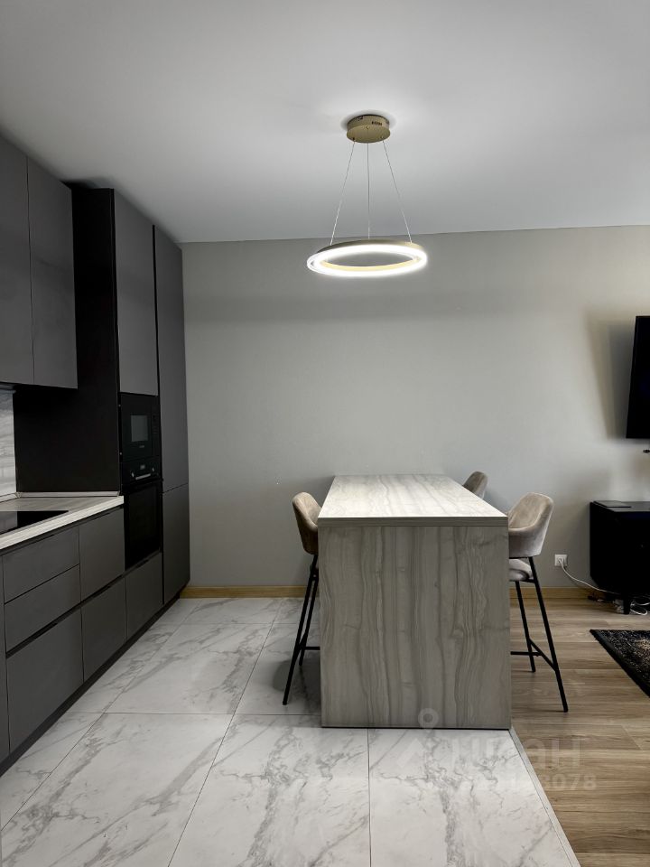 Продажа 3-комн квартиры на вторичном рынке Ильменский проезд, 17к2