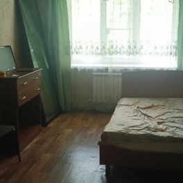 Продажа 2-комн квартиры на вторичном рынке Краснозаводск, ул 50 лет Октября,  д. 4