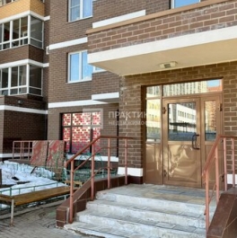 Продажа 3-комн квартиры на вторичном рынке Красногорск г, Космонавтов б-р,  д. 1