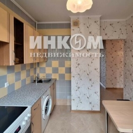 Продажа 2-комн квартиры на вторичном рынке Ухтомская улица,  д. 8