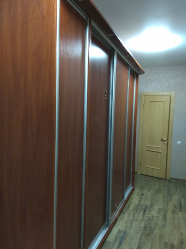 Аренда 2-комн квартиры на вторичном рынке Реутов, Юбилейный проспект, 33