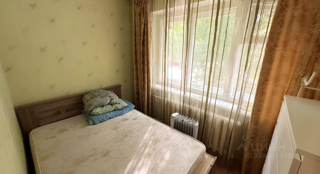 Продажа 2-комн квартиры на вторичном рынке Климовск мкр, улица Западная,  д. 10