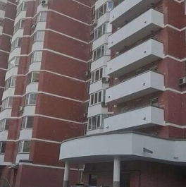 Аренда 2-комн квартиры на вторичном рынке Алымова улица,  д. 3