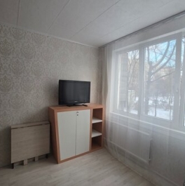 Продажа 2-комн квартиры на вторичном рынке улица Белы Куна,  д. 25