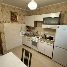 Продажа 2-комн квартиры на вторичном рынке Челябинская улица,  д. 24 к1