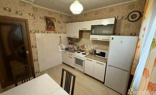 Продажа 2-комн квартиры на вторичном рынке Челябинская улица,  д. 24 к1