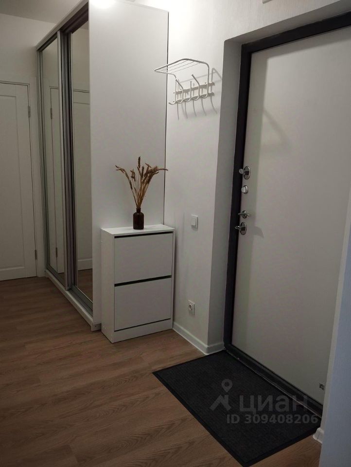 Аренда 1-комн квартиры на вторичном рынке Зенино ЖК Самолет мкр, Люберцы, улица Озерная,  д. 2