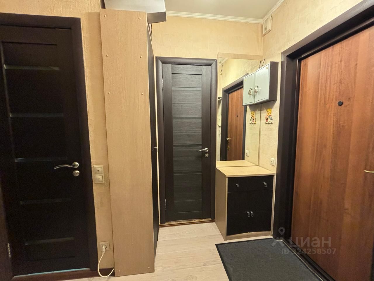 Продажа 1-комн квартиры на вторичном рынке улица Героев Панфиловцев, 9к4