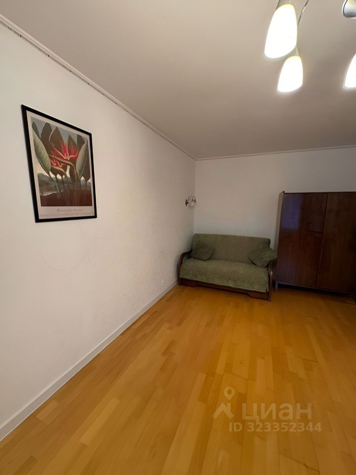 Аренда 2-комн квартиры на вторичном рынке Библиотечная улица, 6